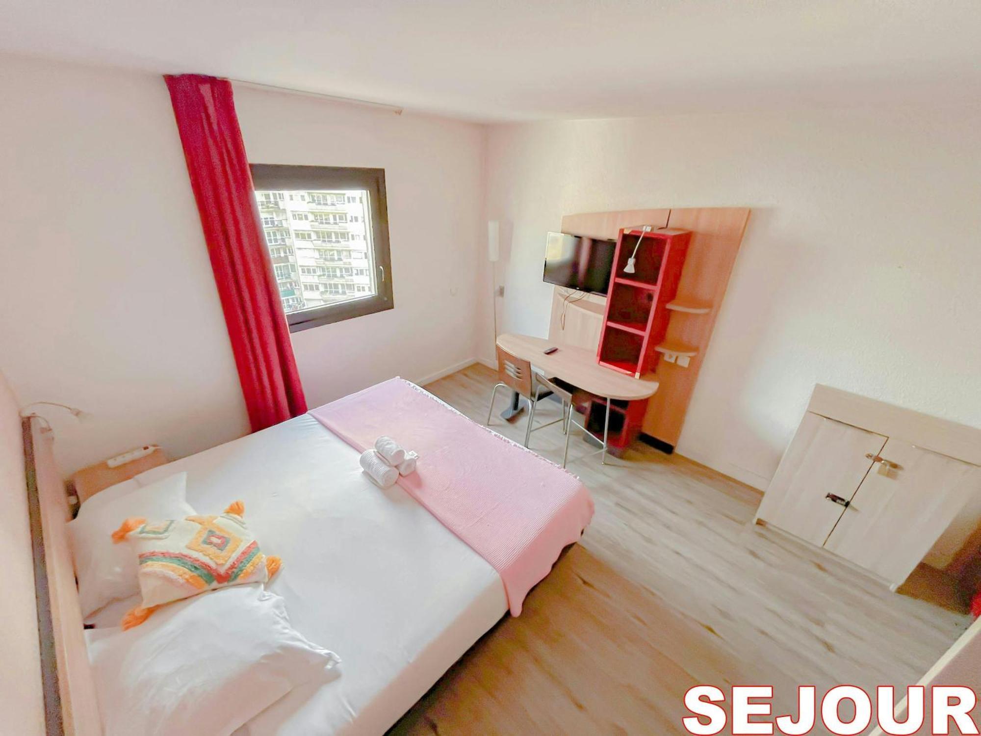 5 Minutes De Paris - Studio Unique Pantin Zewnętrze zdjęcie
